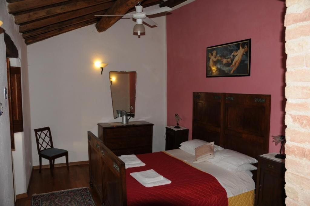 Castel D'Arno Guest House Perugia Room photo